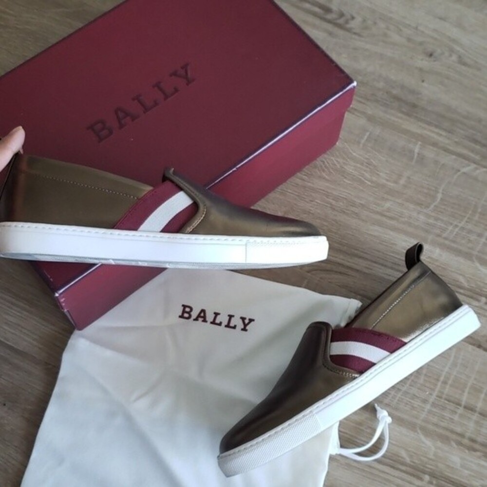 Bally Bronze Slip On Sneaker Size 36 Chic Feminine Lux Red White Striped - Picture 2 of 5